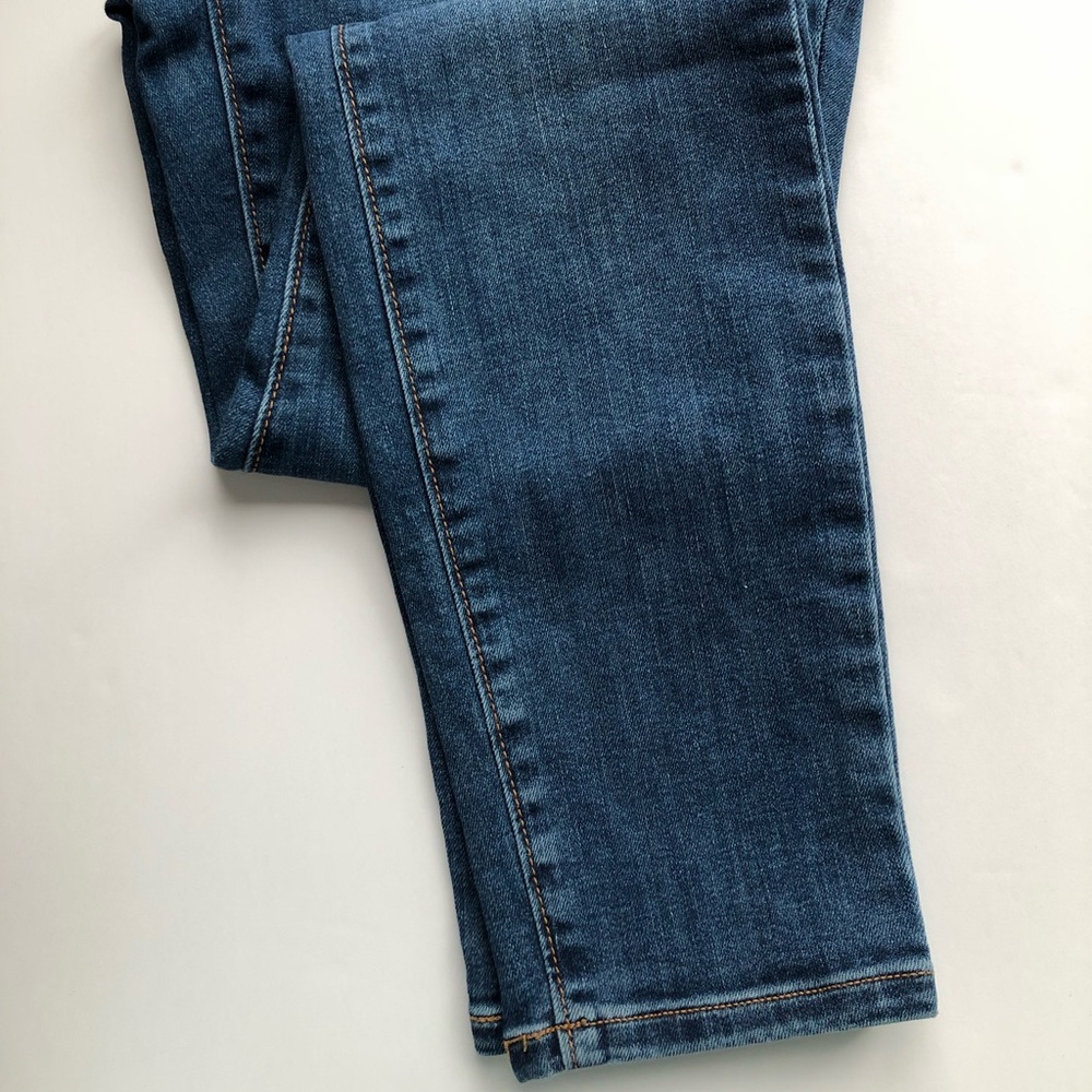 Loft Jean - Picture 2 of 3